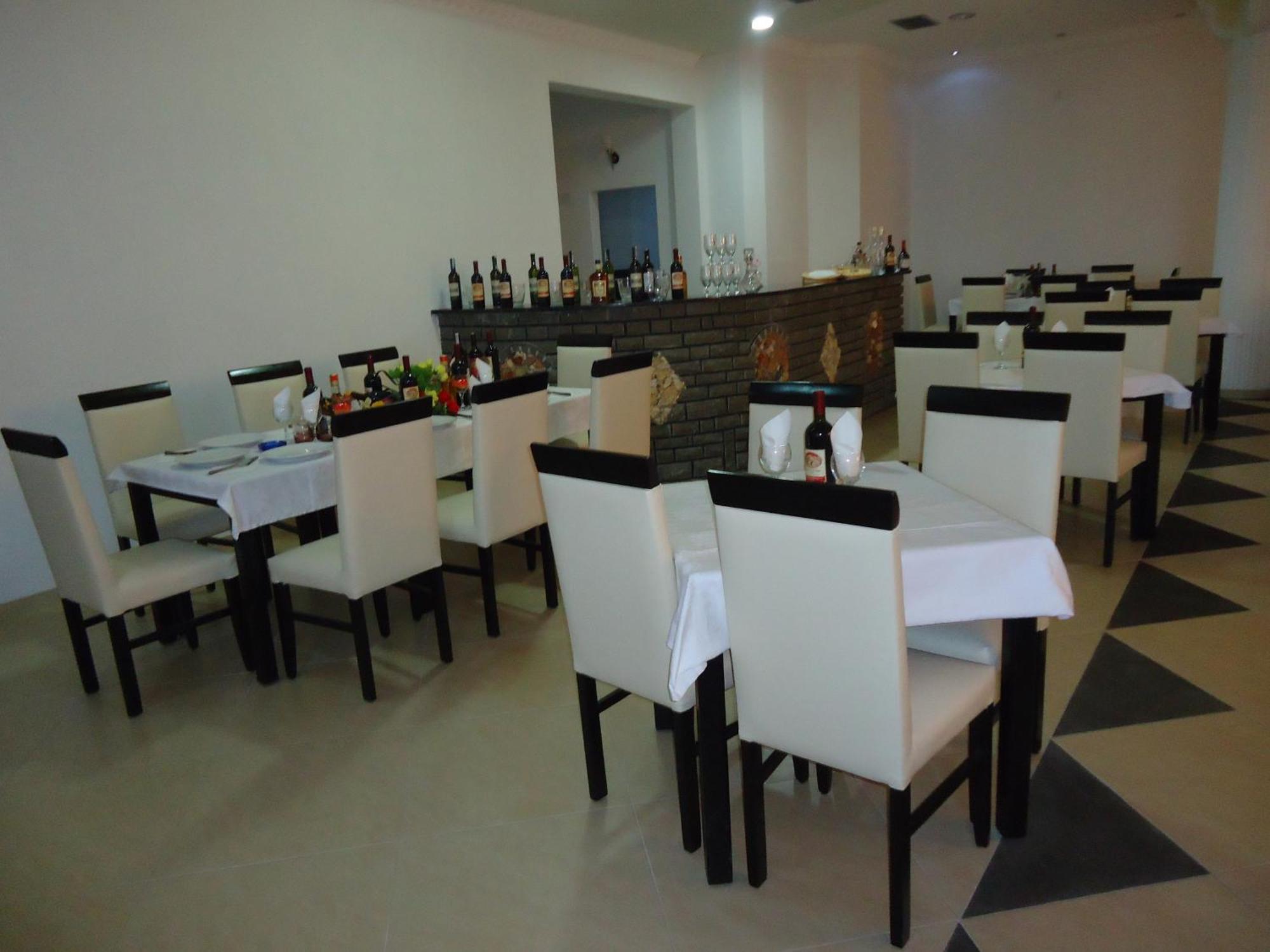 Hotel Albatros Prizren Exterior foto